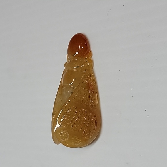 natural grade A carved jade pendant for necklace charm golden yellow amber - Picture 4 of 9